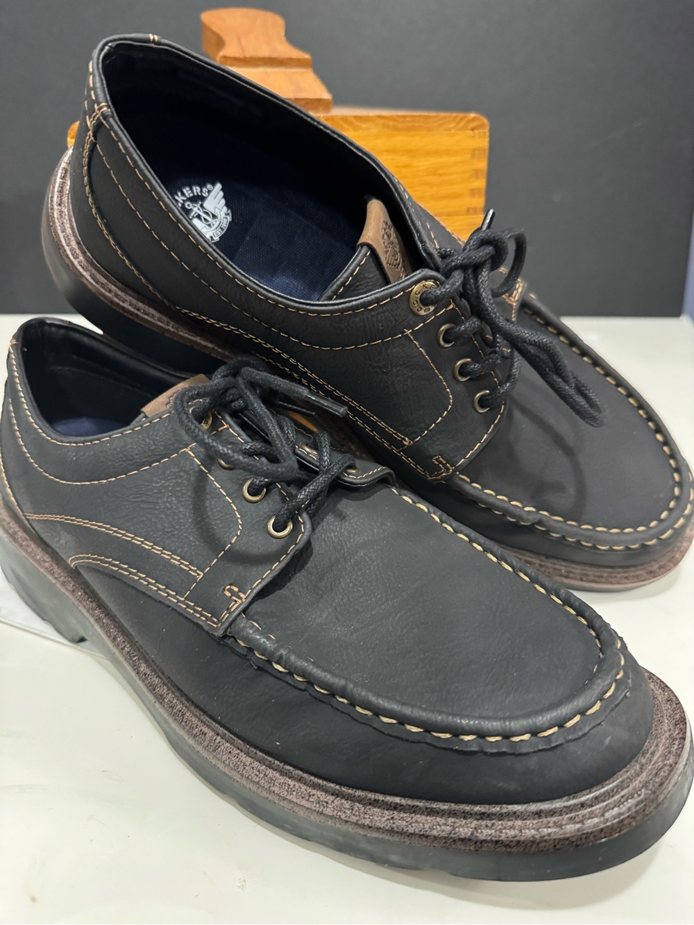 Dockers Black Black Leather Lace-Up Rugged Oxford Docker with contrast stitching